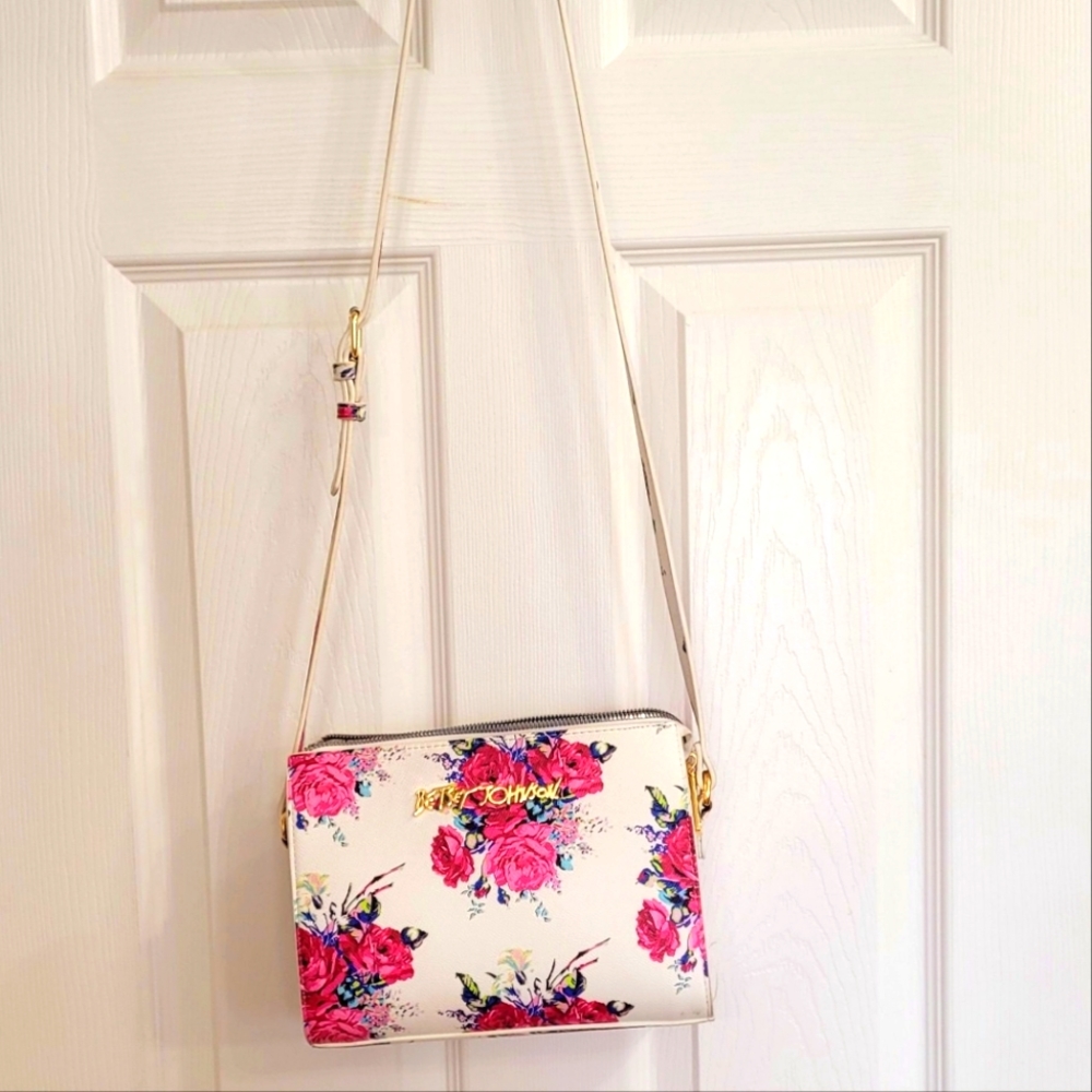 Betsey Johnson purse